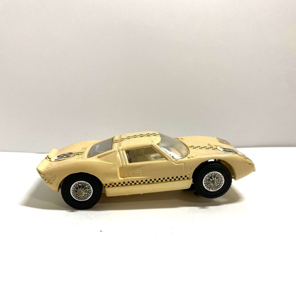 Ford GT Beige - Damiers - JOUEF 365