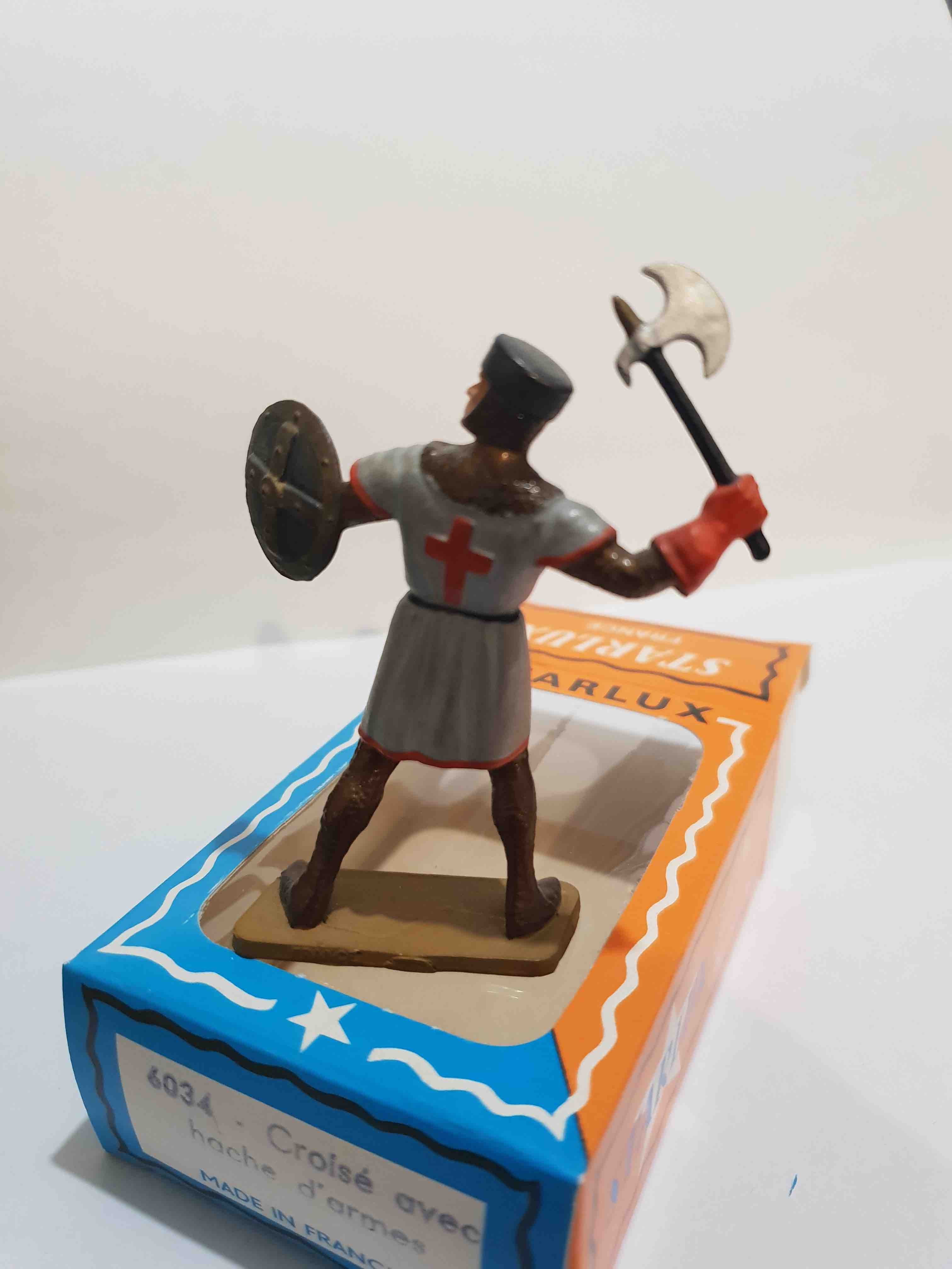 CROISÉ AVEC HACHE D'ARMES STARLUX MOYEN ÂGE REF 6034