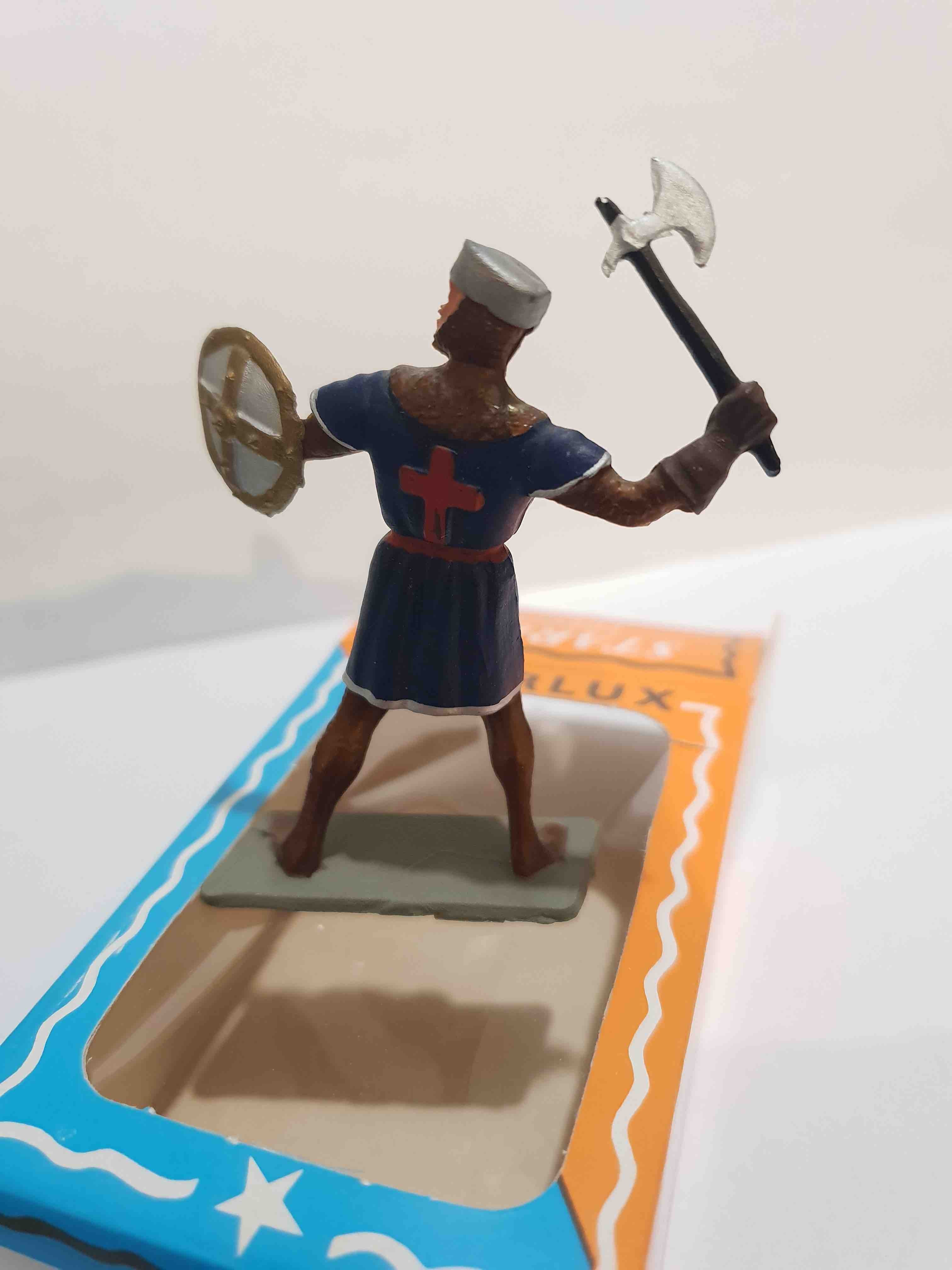 CROISÉ AVEC HACHE D'ARMES STARLUX MOYEN ÂGE REF 6034