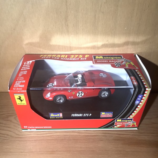 Ferrari 275 P rouge REVELL Monogram 85-4896