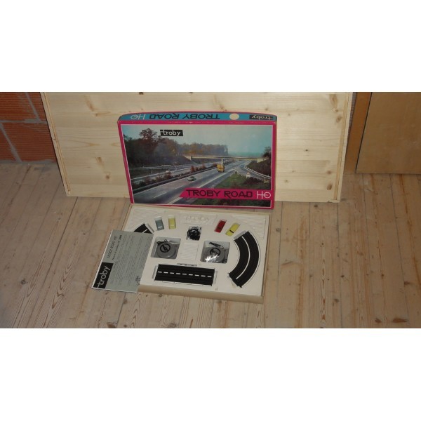 COFFRET TROBY ROAD HO VOITURE 404 SLOT