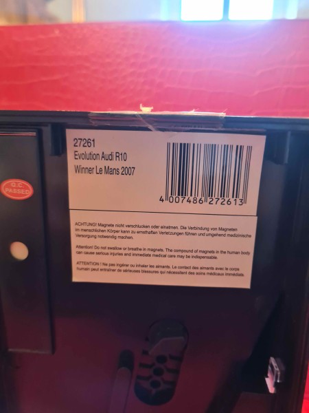 EVOLUTION AUDI R10 WINNER LE MANS 2007 CARRERA REF 27261