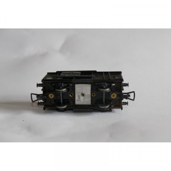 WAGON B COUVERT OCEM 1919 - 2 ESSIEUX MARQUE VB REF 624 SNCF