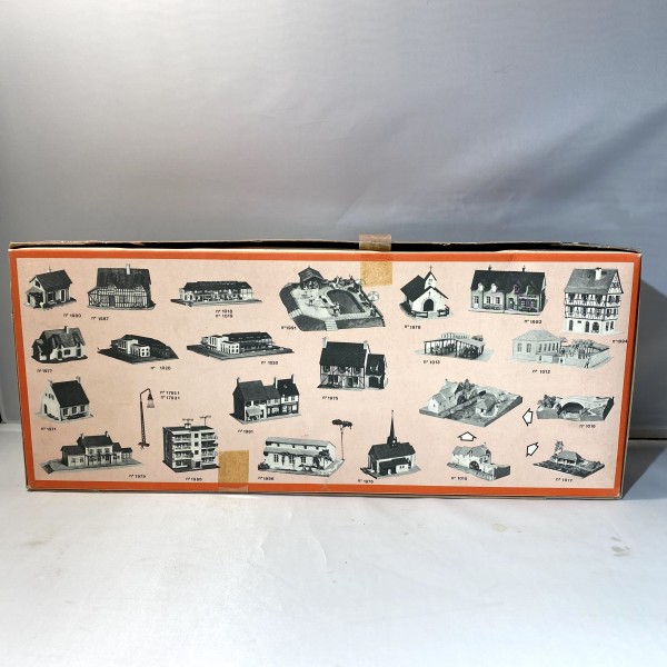 Gare de Neuvy Train JOUEF 1979