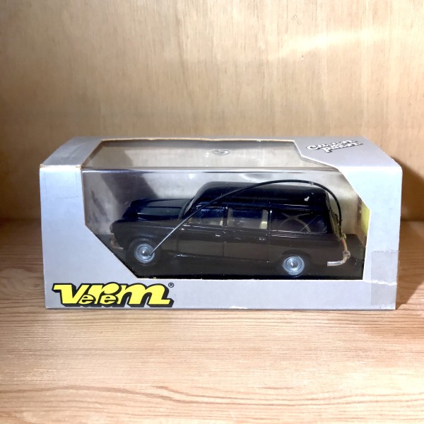 Peugeot 403 break Gendarmerie VEREM 2005