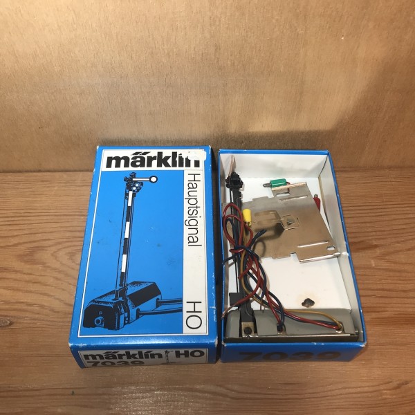 Signal principal MARKLIN 7039