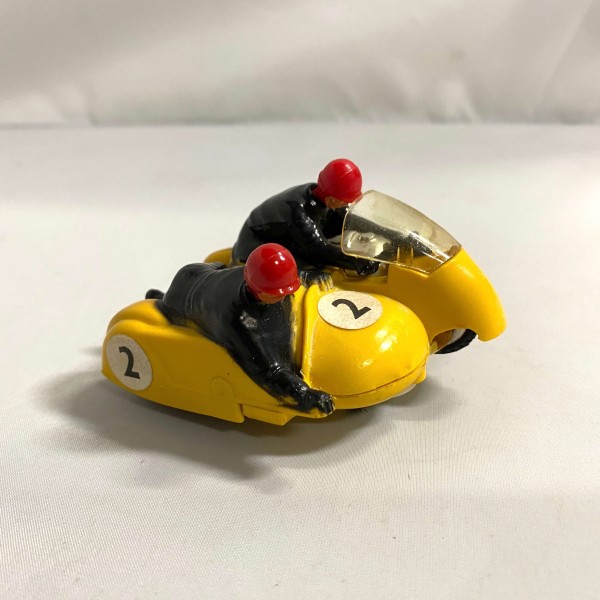 Hurricane jaune Scalextric side car ref  B2