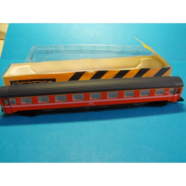 VOITURE VOYAGEURS EUROFIMA SNCF IBERTREN  N