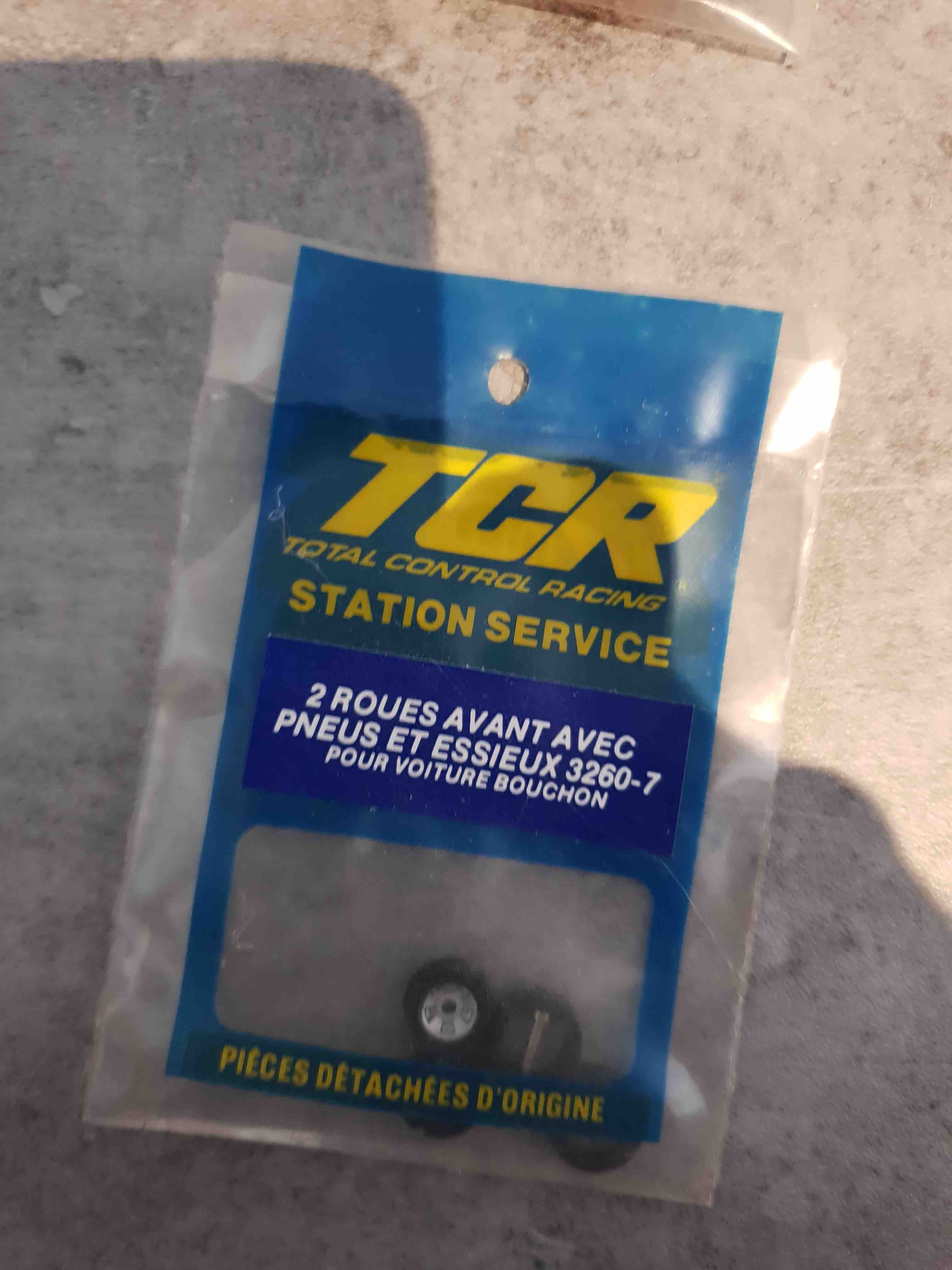 TCR 2 ROUES AVANT AVEC PNEUS ET ESSIEUX 3260-7