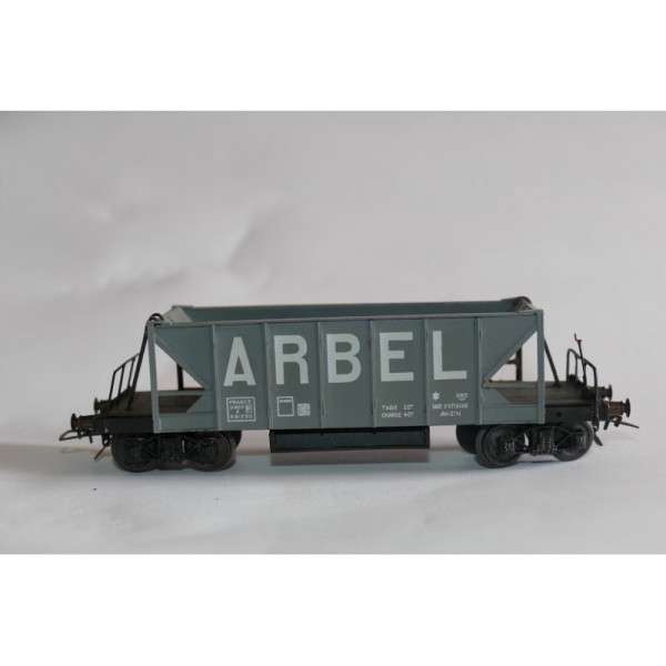 WAGON  HOUILLIER ARBELMH  A BOGIES MARQUE VB REF 46 SNCF