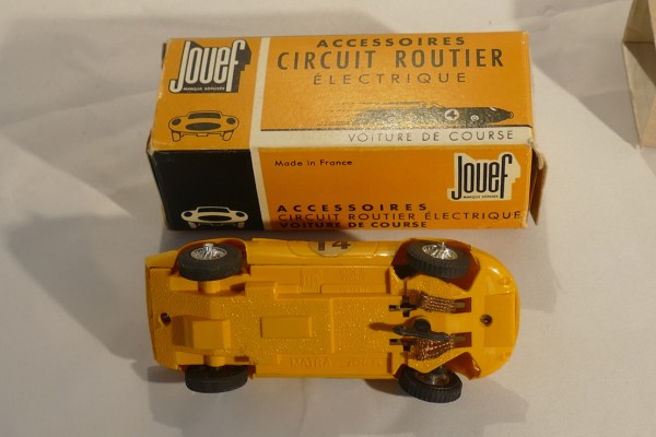 MATRA JET 5 JAUNE  JOUEF RÉF 359 VITRE JAUNE