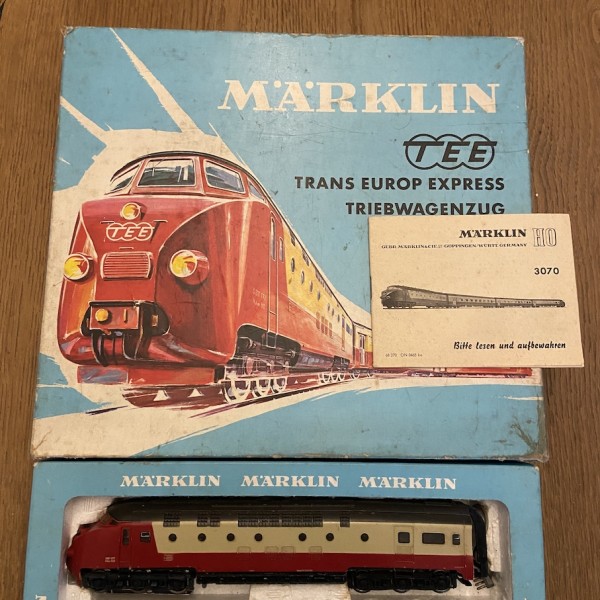 TRAIN TRANS EUROP EXPRESS TEE MARKLIN REF 8370