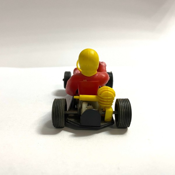 Kart  rouge Jouef record 64 ref 3681