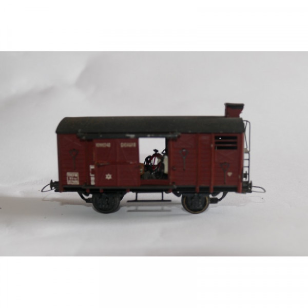 WAGON  COUVERT OCEM 1919 AVEC GUERITE  2 ESSIEUX MARQUE VB REF 25 SNCF