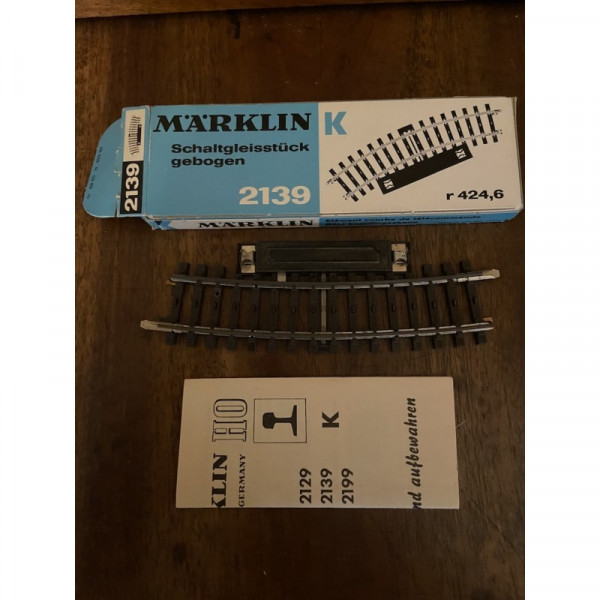 SCHALTGLEISSTUCK GEBOGEN MARKLIN  RÉF 2139