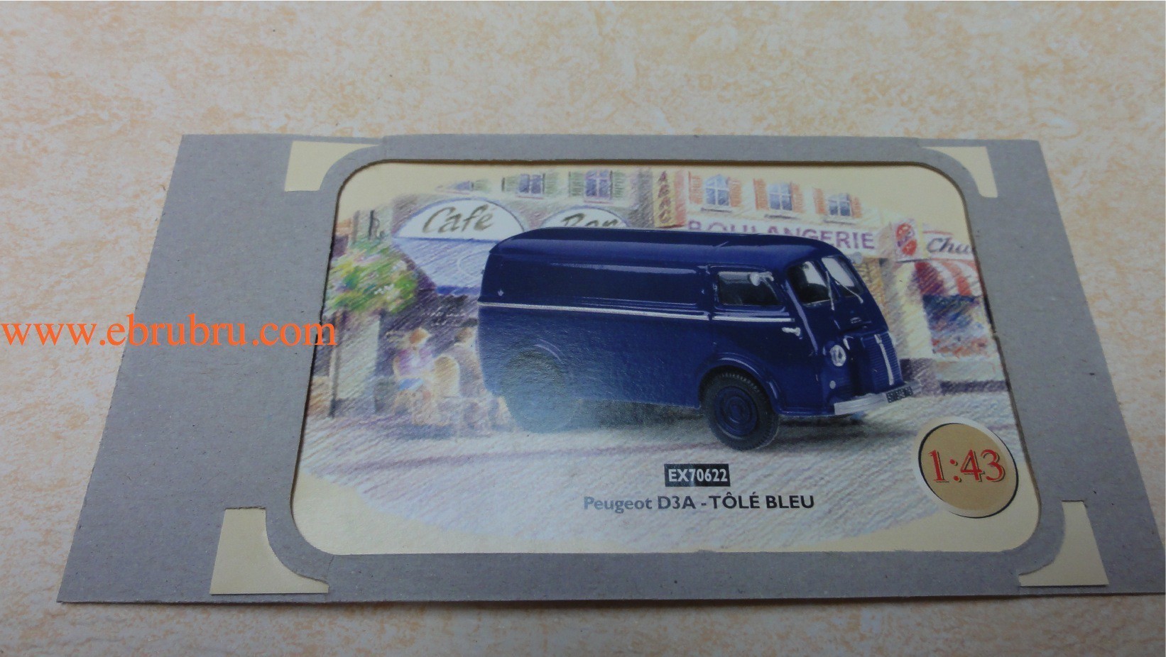 CAMION PEUGEOT D3A TOLE BLEU  Réf : EX70622 CORGI 1/43