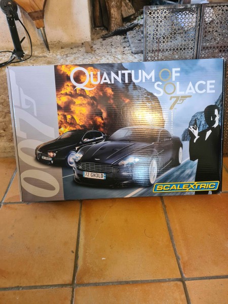 CIRCUIT JAMES BOND QUANTUM OF SOLACE 007 SCALEXTRIC C1220