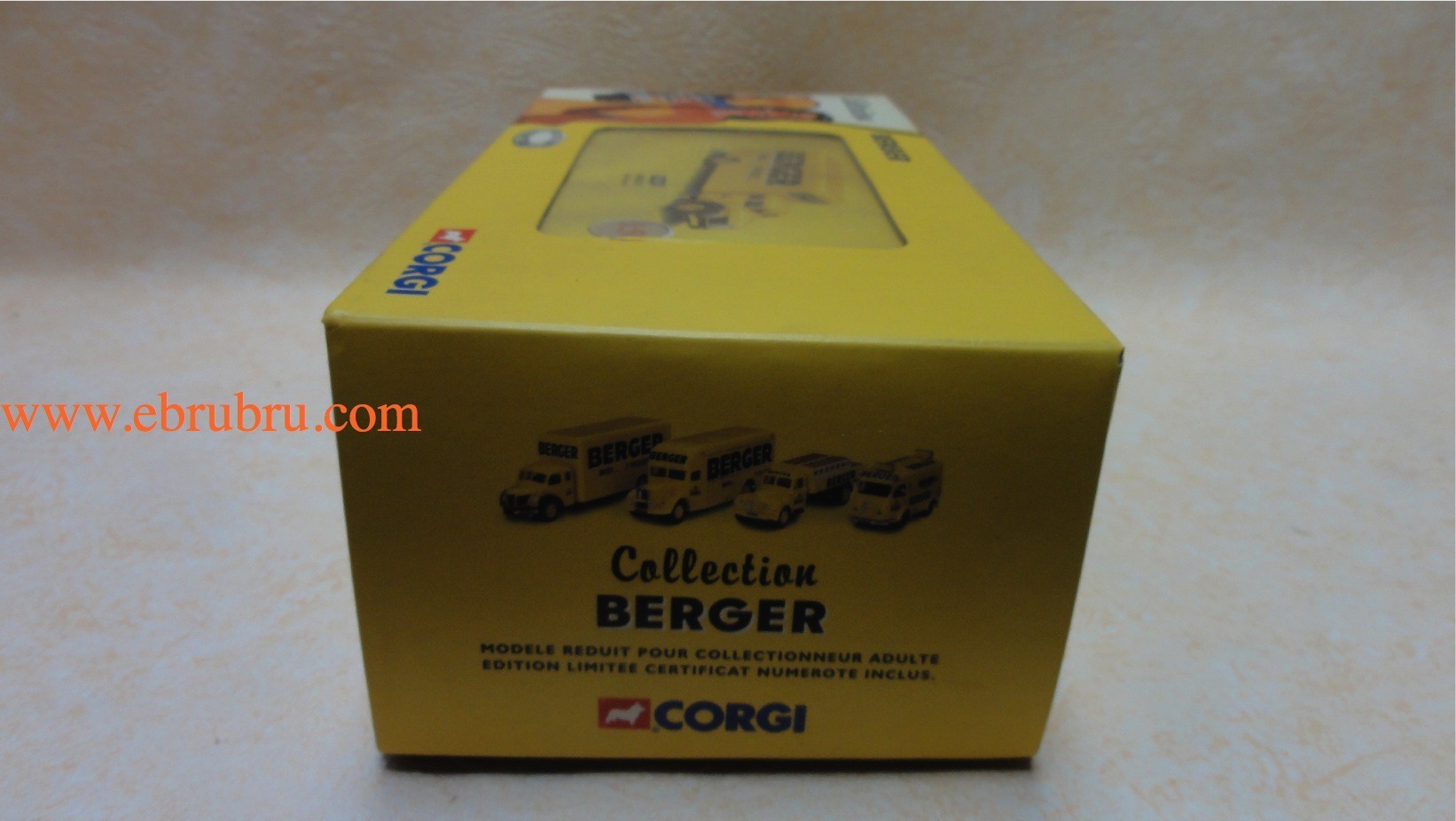 Berliet Glr Fourgon jaune Collection Berger Corgi ref 73007