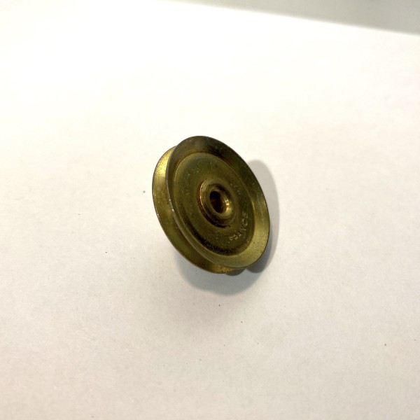 Poulie a moyeu ø 25 mm sertie laiton Meccano: A624 