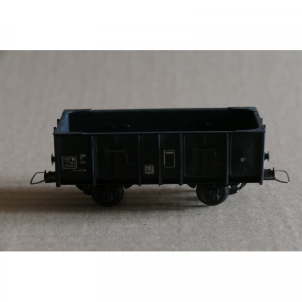 WAGON  TOMBEREAU NOIR OCEM 29 DEUX ESSIEUX  MARQUE VB REF 632 SNCF