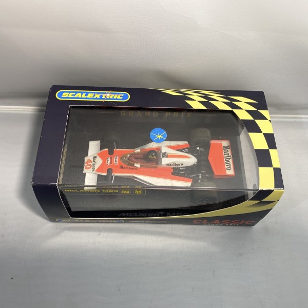 MC LAREN M23 NO 40 SCALEXTRIC REF C2800