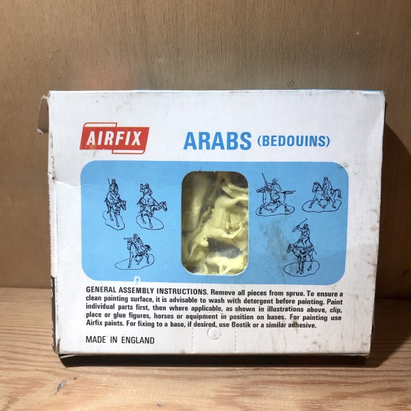 Arabes bédouins AIRFIX Blue Box (Avec fenêtre)