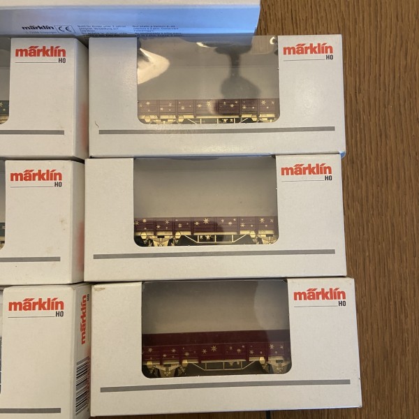 Marklin le train de Noel ref 30321  7 pièces   Weihnachtszug