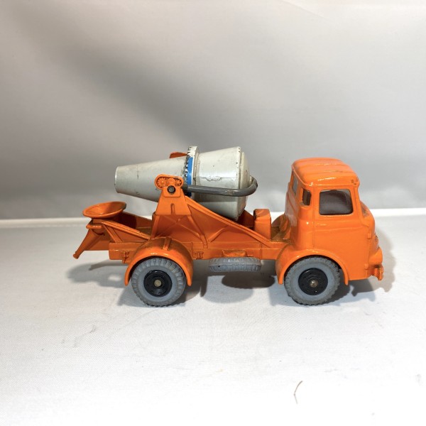 Albion Chieftain DINKY Supertoys 960