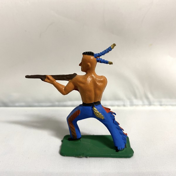 Indiens - Tireur fusil debout STARLUX 141