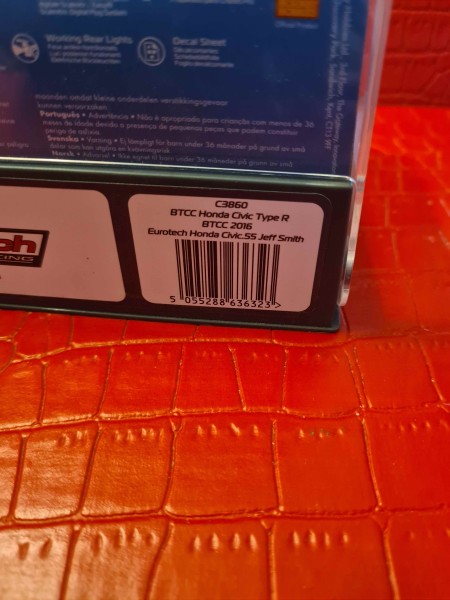 BTCC HONDA CIVIC TYPE R BTCC 2016 SCALEXTRIC REF C3860