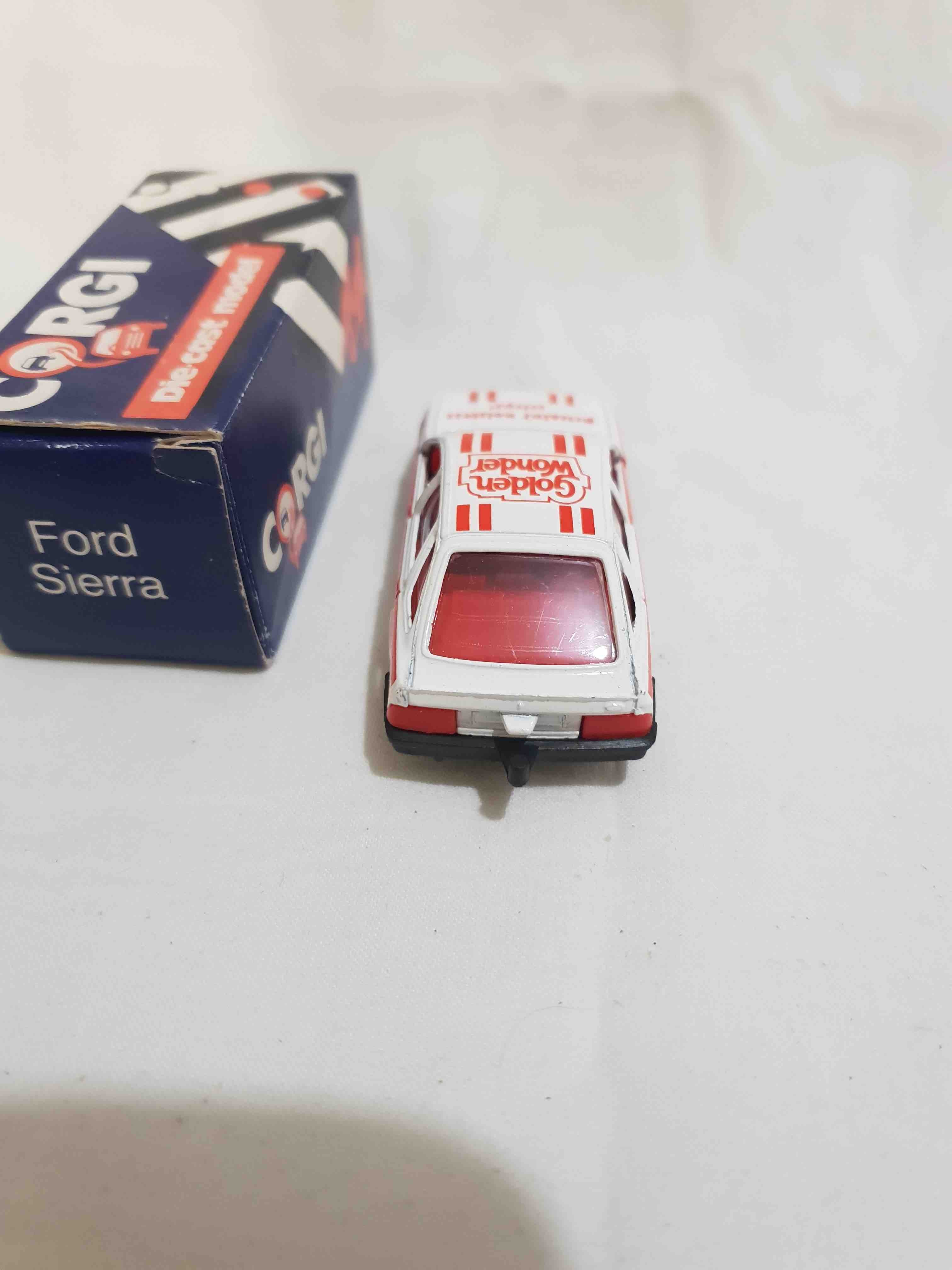 CORGI FORD SIERRA