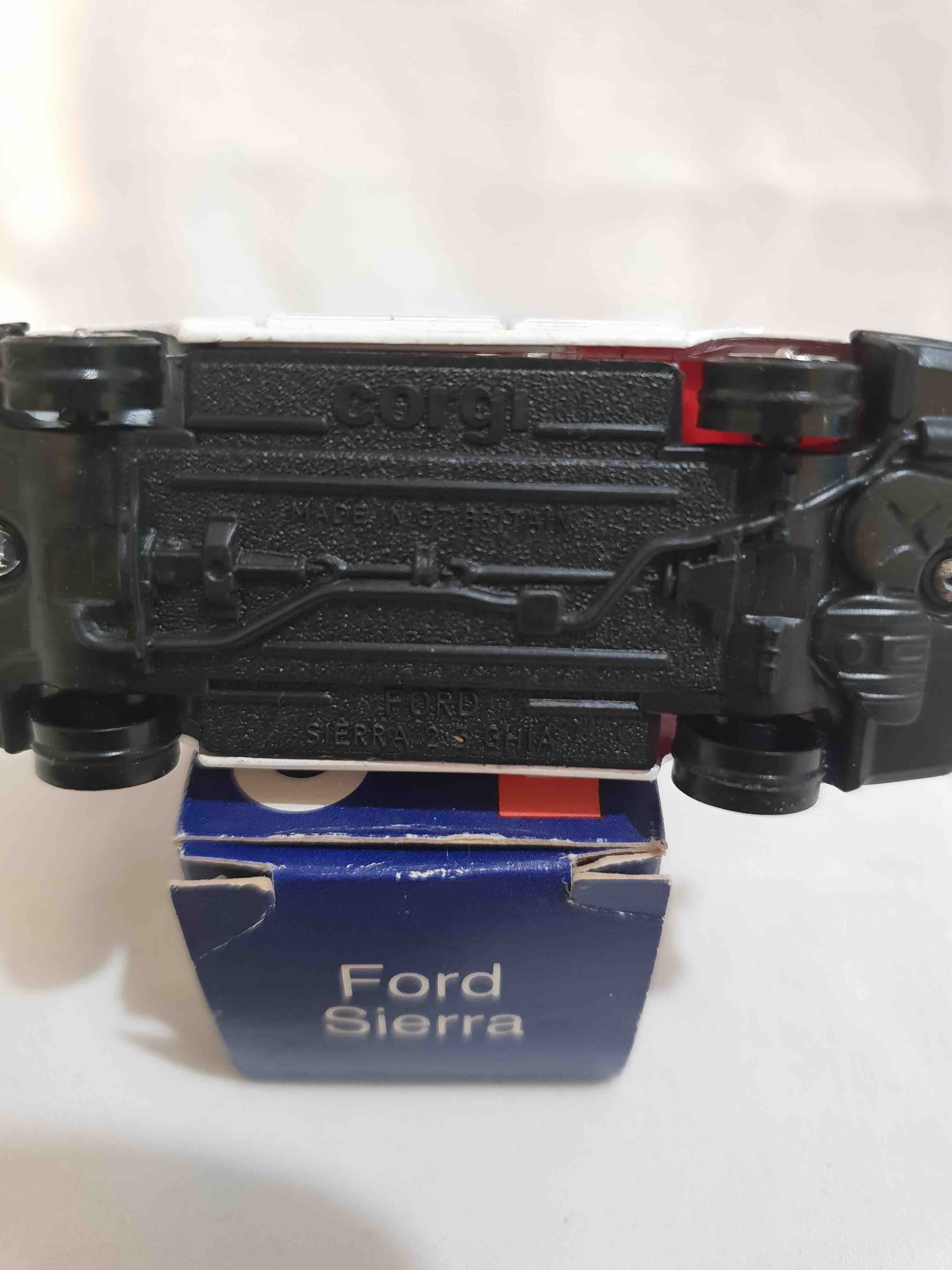 CORGI FORD SIERRA