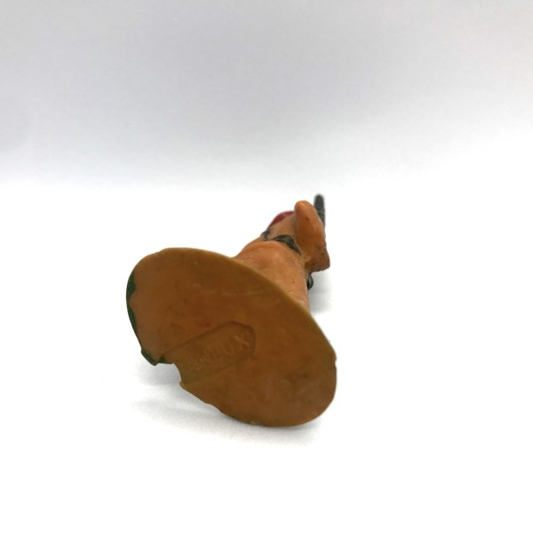 Parachutiste orange - Défilant fusil épaule - STARLUX Réf 66