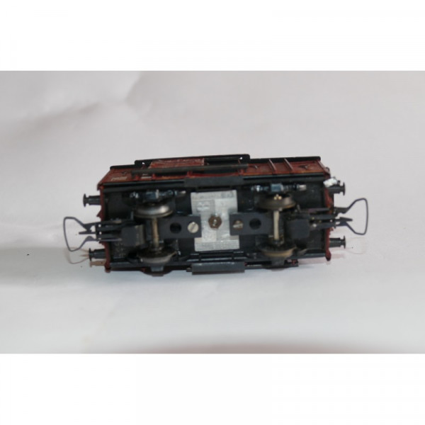 WAGON  COUVERT OCEM 1919 AVEC GUERITE  2 ESSIEUX MARQUE VB REF 25 SNCF