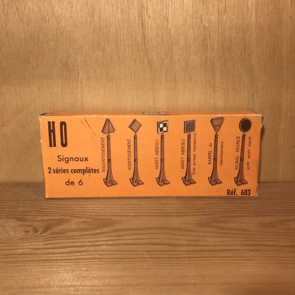 Signaux HO JOUEF réf 683