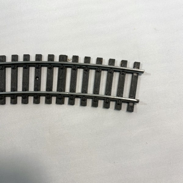 Rail courbe HO JOUEF 470