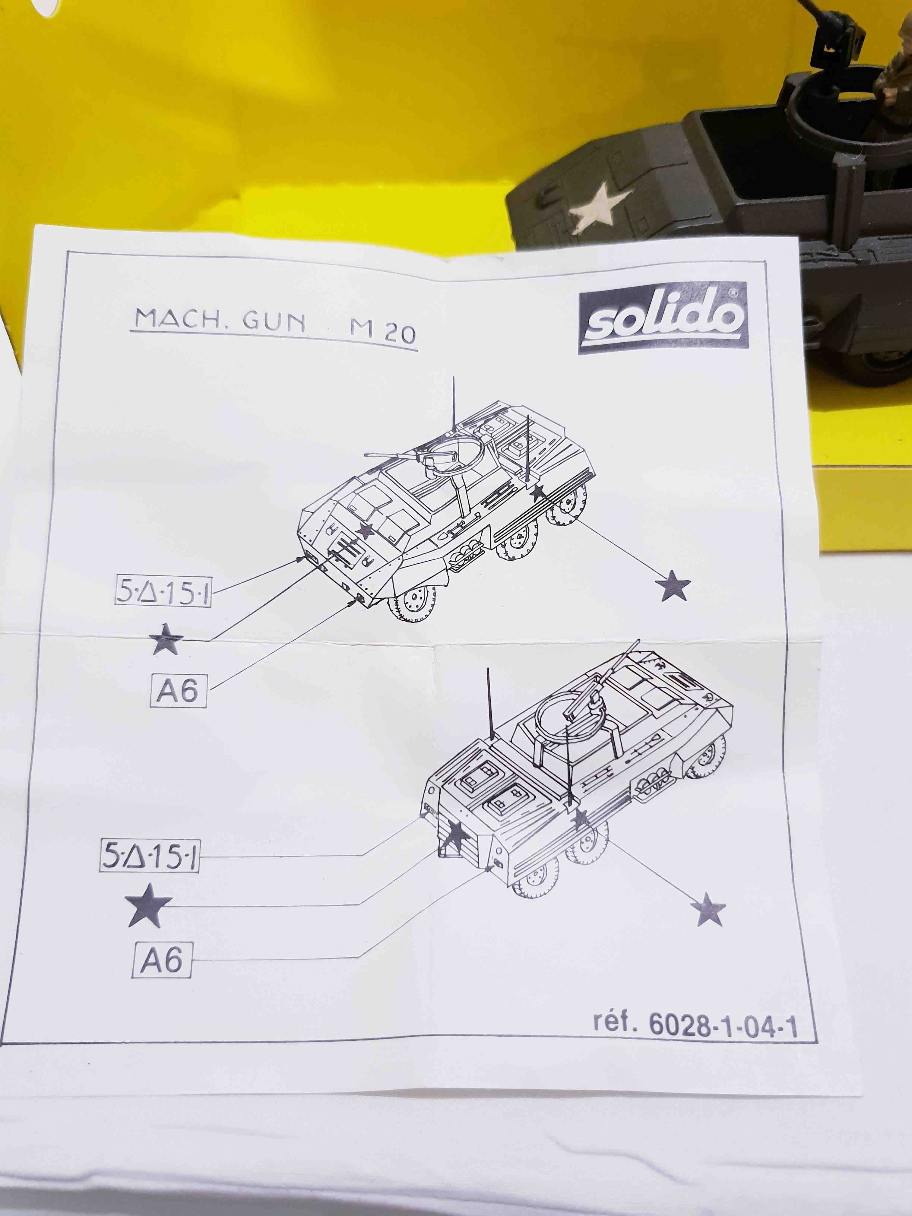 SOLIDO COMBAT CAR 6028 COLLECTION MILITAIRE MAINS CASSÉE