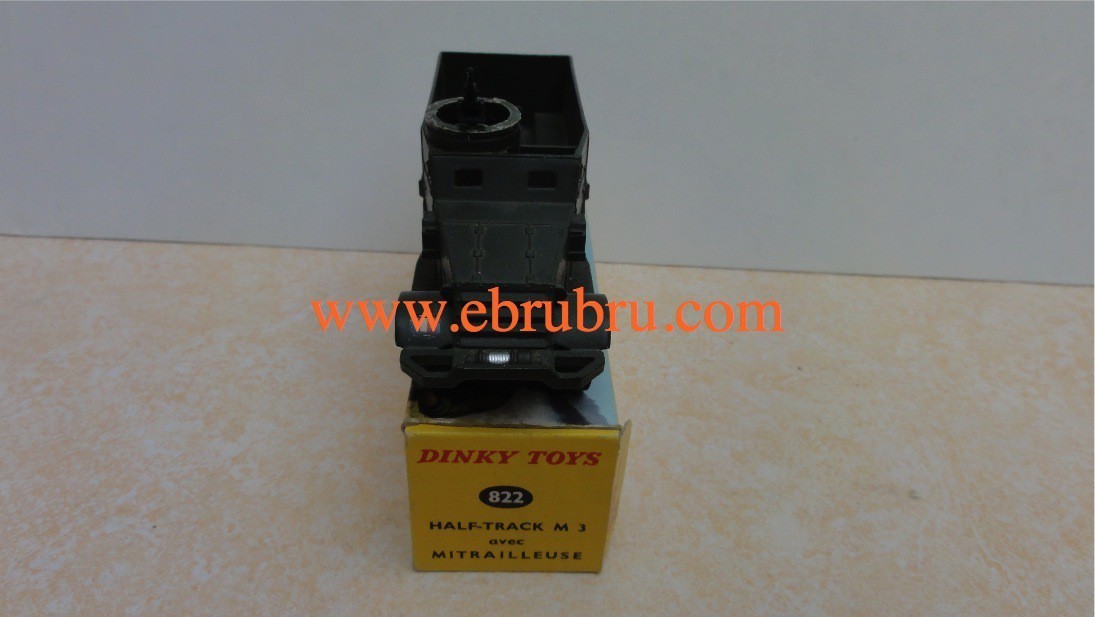 VÉHICULE MILITAIRE HALF TRACK M 3  DINKY TOYS RÉF 822