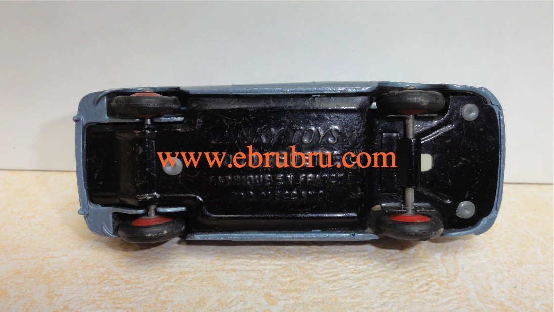 FORD VEDETTE MODELE 1949 DINKY TOYS RÉF 24Q