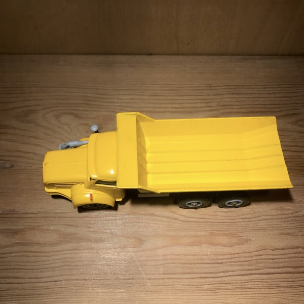 Camion Berliet Jaune SOLIDO 303