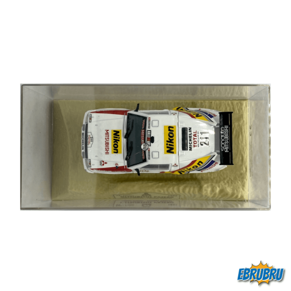 Mitsubishi Pajero - La légende du Dakar NOREV No 17