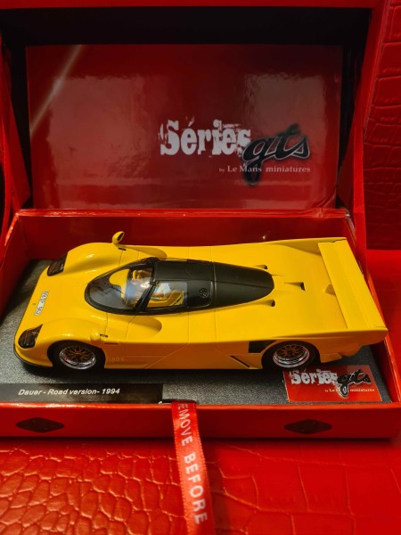 DAUER ROAD VERSION JAUNE SERIE GTS 132048M