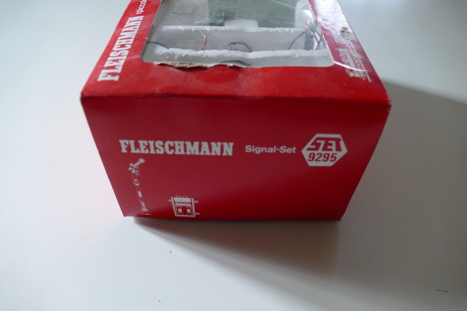 FLEISCHMANN SIGNAL SET HO  9295