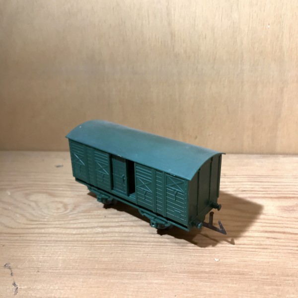 Wagon marchandises couvert Vert JOUEF