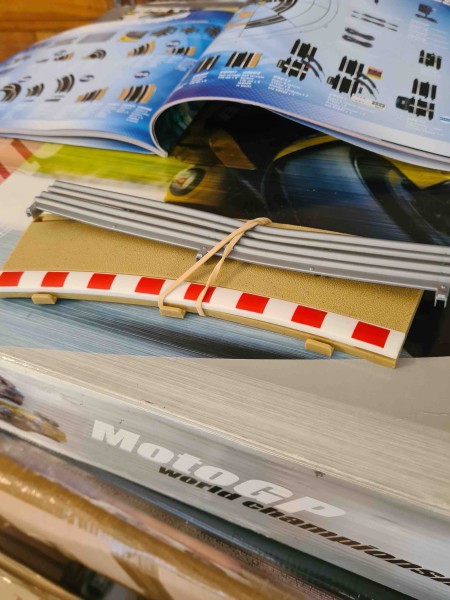 RADIUS 3 CURVE OUTER BORDERS 22,5 C8224 SANS BOITE SCALEXTRIC 