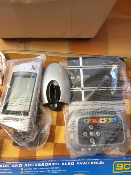 ADVENCED 6 CAR DIGITAL RACE CONTROL POWER BASE C7042 SCALEXTRIC 