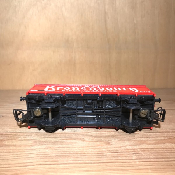 wagon couvert métallique Kronembourg Jouef