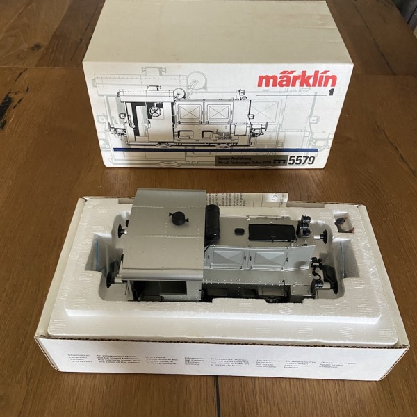 Märklin 5579 Échelle 1 locomotive diesel  grise Köf II