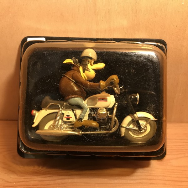 Joe - Moto Guzzi V7 750 - Joe Bar Team n°10