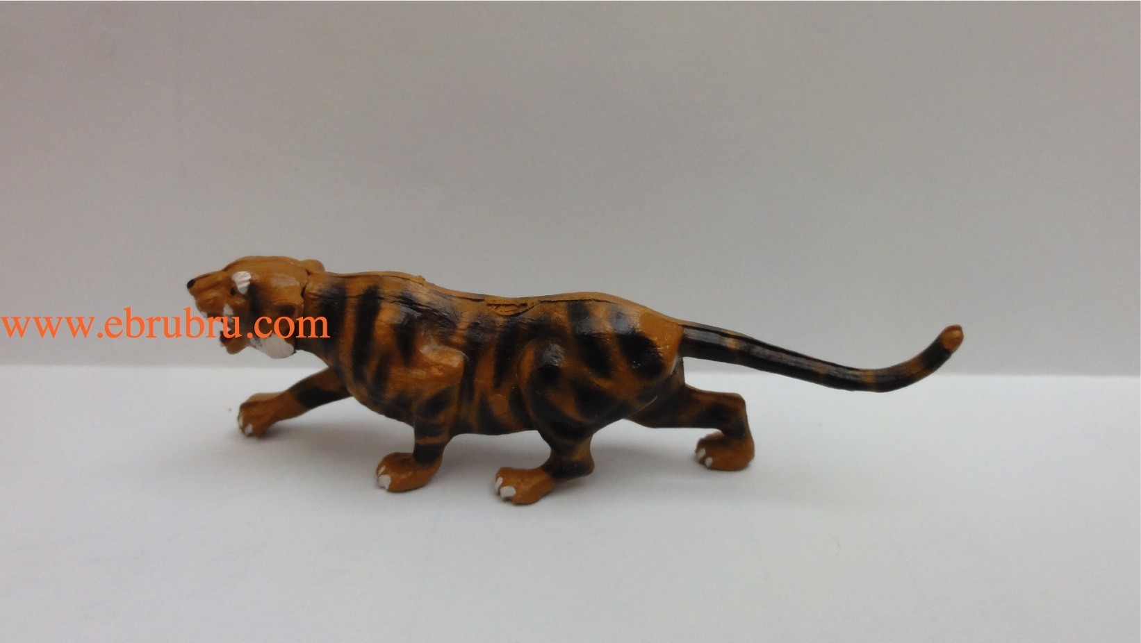 Tigre rampant Starlux ref 1743 série le Zoo